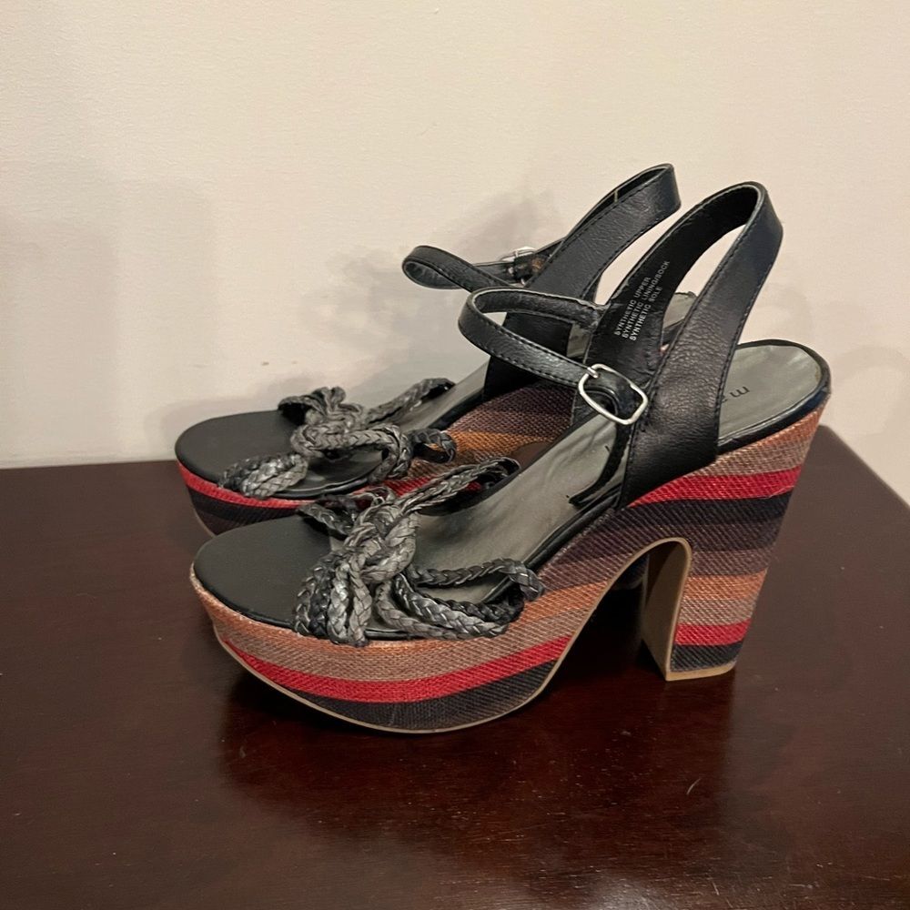 Madden Girl Multicolored Boho Wedges Sz 8.5